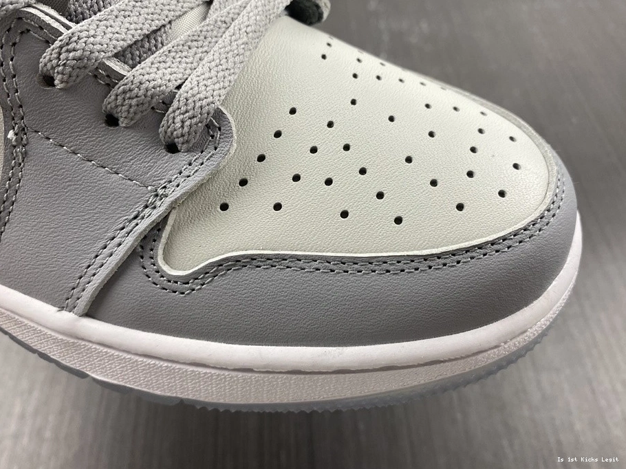 DD9315-002 Low Retro - Jordan 1 Wolf Grey Golf 0402